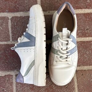 Vionic “Simasa” White Leather Sneakers